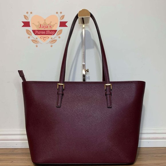 ❤️❤️SOLD❤️❤️Michael Kors Leather Purse💜 - Picture 2 of 16